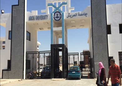 جامعة العريش تستعد للعام الدراسي الجديد بحملة تشجير واسعة